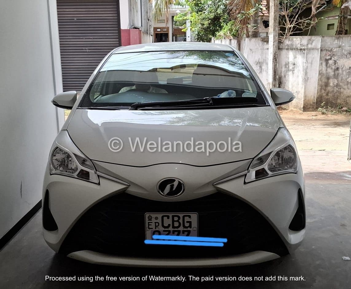 Toyota Vitz 